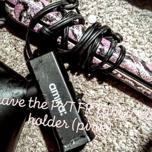 Amika hair straightener